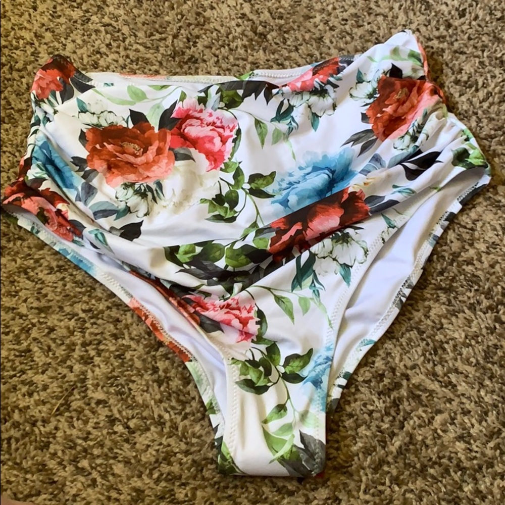 NWT Cupshe High Waisted Swim Bottoms